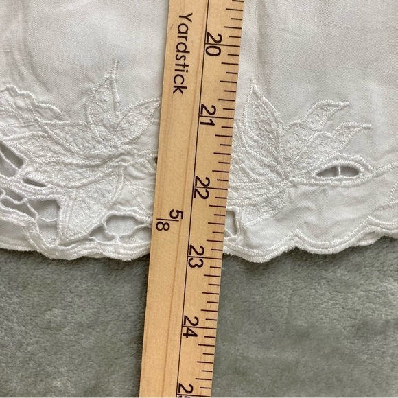 Soft Surroundings White Button Front Top Bell Sleeve Embroidered Crochet Hem S - Picture 9 of 9